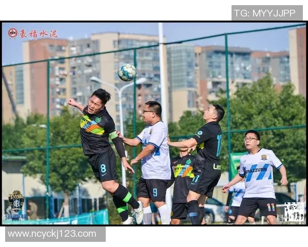 足球明星与球迷的温馨时刻回顾精彩瞬间与感人故事合集